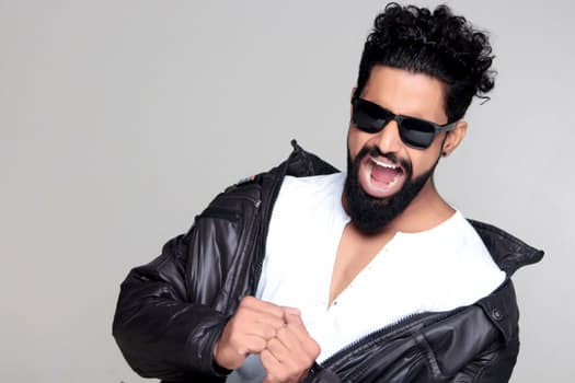 THE CLASSIC SIGNS OF AGING